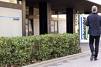 Der Integration Point des Jobcenter Bochum in der Philippstraße 3 ist der Anlaufpunkt für Menschen mit Flucht- oder Migrationshintergrund. Das Bild zeigt den Integration Point des Jobcenter Bochum in der Philippstraße 3. Er ist der Anlaufpunkt für Menschen mit Flucht- oder Migrationshintergrund.